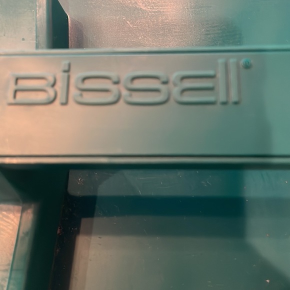 Bissell little green clean machine model 1653 compact portable cleaner shampooer - Picture 7 of 11